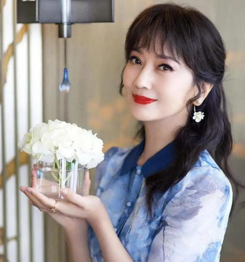 十分好看的女生头像14岁真人赵雅芝