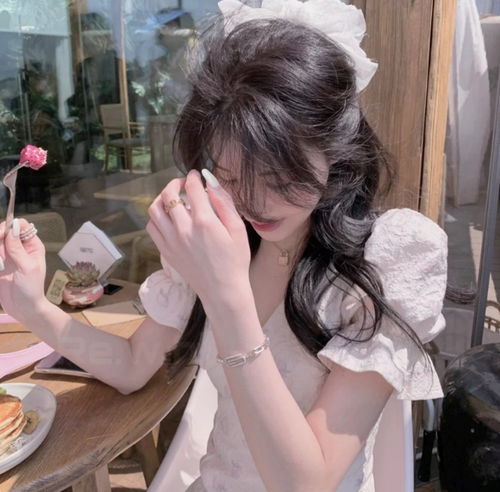 不是你,女生头像