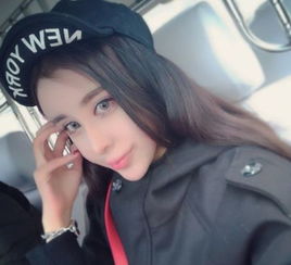 这姑娘太魔性了姑娘整了将近20次我不是微笑我是做了嘴角上扬