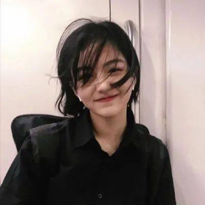 专用的女生微信头像