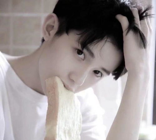 为什么uzi被认为是世界第一adc却从未登顶韩服第一,韦神说出原因