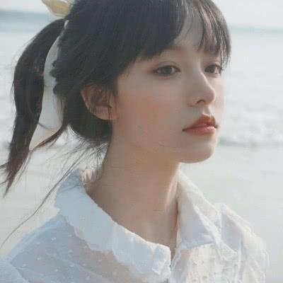 脸上有这3个特点的女生,属于天生素颜脸,中1个颜值都不低