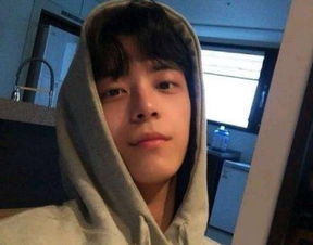 经常打游戏的男生,身上会有这3个变化,女生都躲着你走