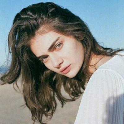 2018最新欧美头像女生阳光小清新人与人之间能不能简单点