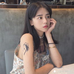 校花都在坚持的几个习惯,嘴唇会越来越好看,男生排着队追你