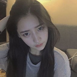 求女生头像原图不要黑白