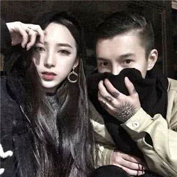 最近火了热恋中情侣头像孤独久了,感觉自己都有了仙气