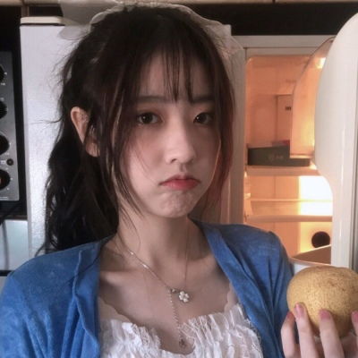 中年女人用自己头像做微信头像陪嫁