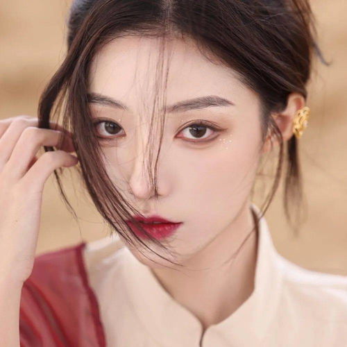 女生头像吼吼看
