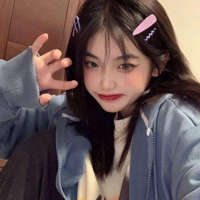 玫瑰女生头像霸气女生