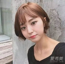 冬日发型愁,16款女生日常发型学起来