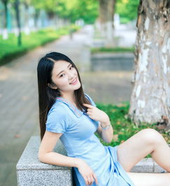 人物摄影清纯少女户外短裙写真清新阳光迷人