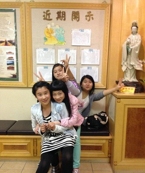 杨子12岁女儿近照曝光清丽秀美大气显早熟