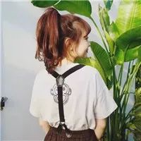 头像不单调颜色很漂亮的美女头像