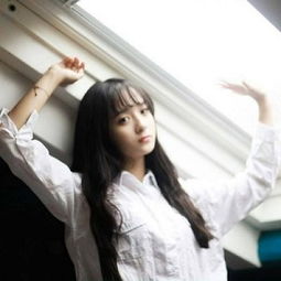 随意拍气质甜美清纯美女头像
