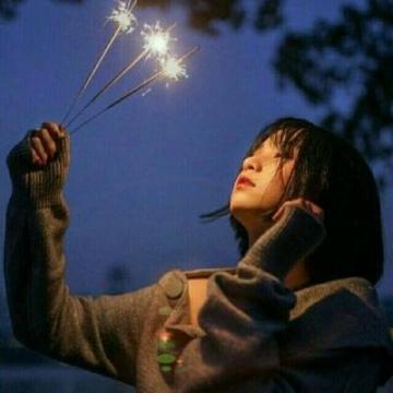 用我三生烟火,换你一世迷离