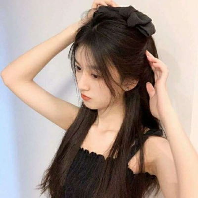 女生qq头像温柔好看人潮拥挤我需要你