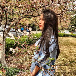 武大樱花节惊现汉服女神