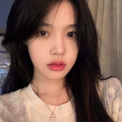 女生头像很干净的女生头像