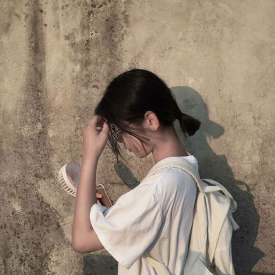 阳光干净的微信头像姜甜元气满女生头像我要个性网