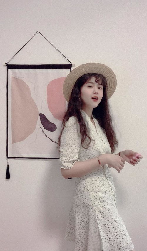 微胖女生淑女风穿搭,甜美清新,气质出众让你美到不想减肥