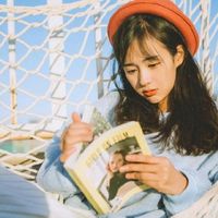 精选qq女生小清新头像唯美一条热闹的大街
