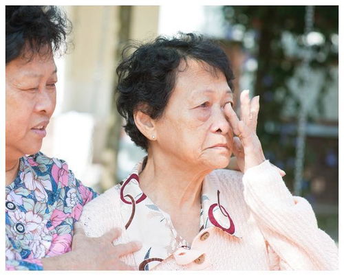 老人长寿,儿女折寿,怎么回事3个家庭的子女说出心声,很现实