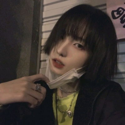 网图头像女生高冷头像