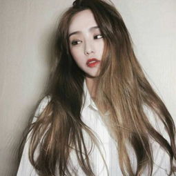 2018清新阳光长发女生头像精选即使等不到天荒也要走到地老