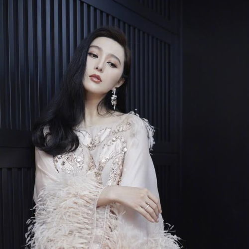 阿娇离婚艳照门再被重提,陈冠希女主角,什么时候才能走出阴影