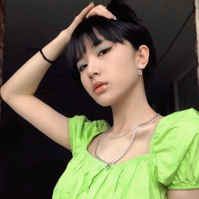 多风格好看的美女头像很气质人从悲伤中落落大方走出来就是艺术家