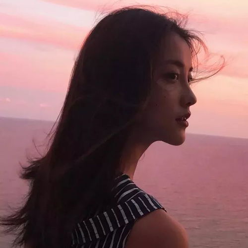 qq头像女生高冷带字伤感