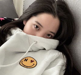 欧阳娜娜为了去掉脸上黑头,睡前做这3件事,网友难怪她皮肤好