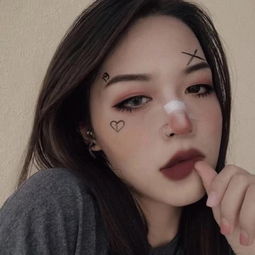 ins头像我有一个只能偷偷看朋友圈而不敢聊天的人,你呢