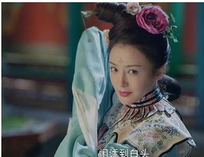十五位着青衫的古装美女,杨幂仙气赵丽颖雅致,偏她穿出几丝性感