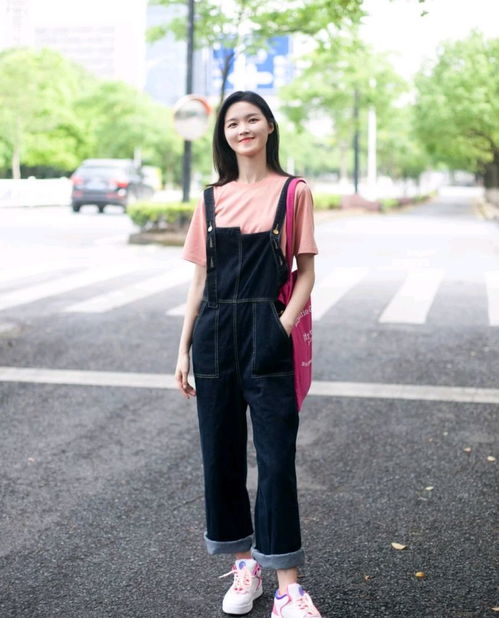服装穿搭是女生的门面,精致的穿搭风格,可以完美呈现优雅气质