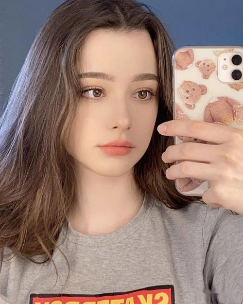 18岁精致甜美俄罗斯倾城绝色美女dashataran