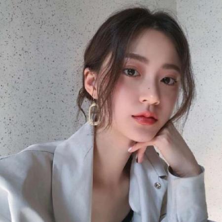 气质美女头像侧脸高青