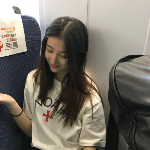 男生撩妹子也得长眼睛,微信头像是这3种,劝你别去飞蛾扑火