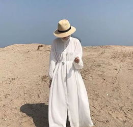 我们翻遍100位ins女时尚博主,并选了14个最值得普通人关注的