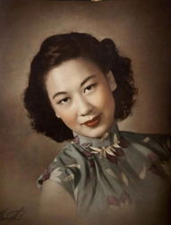 中西方旗袍美女谁更具韵味
