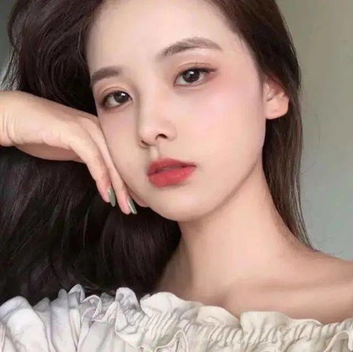 女生头像生活本就是马不停蹄的相遇和错过820