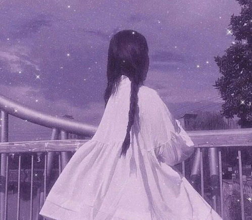 女生有时疏远你,正是因为深爱