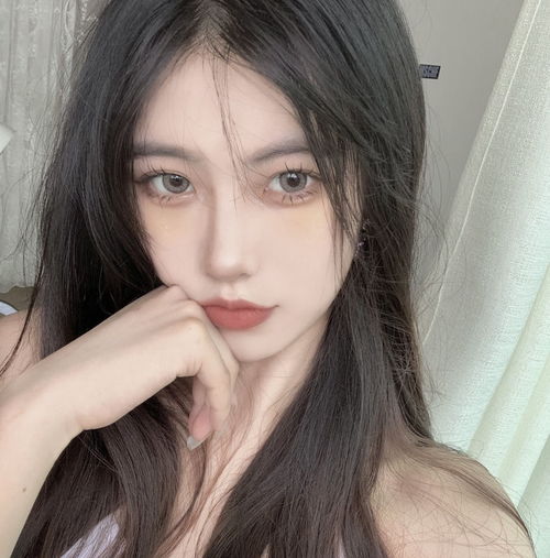 精选优质温柔小众好看的女生头像52