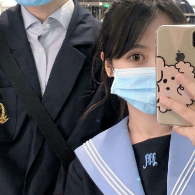 奶盖优质仙气森系真人情头男生的在前面女生的在后面.