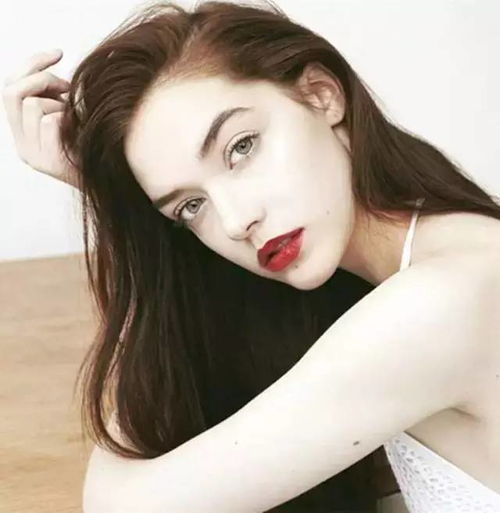 什么发色配什么唇色,搭对了才美