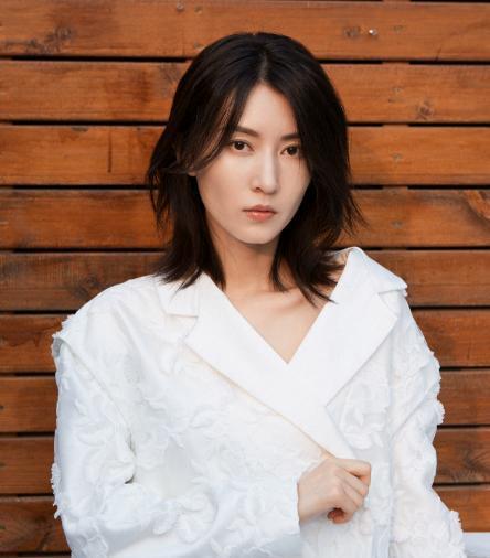 剑王朝4位大宗师美女,她女扮男装惊艳,她还演过方怡木婉清
