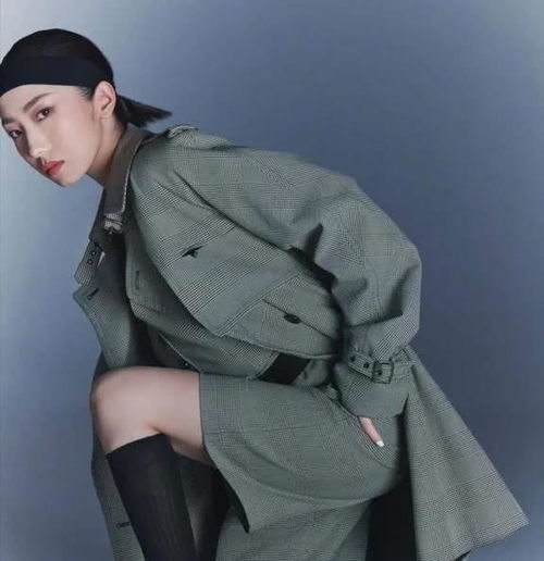 孟美岐登ellemen新青年,长短发自由切换,演绎不同的御姐范