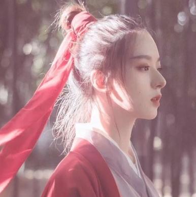 若女生对你暗生情愫,会有这三种句口头禅,大猪蹄子别装傻了