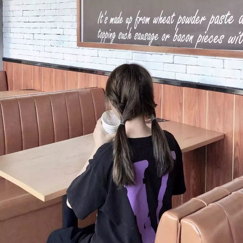 女生头像不管生活会不会变好